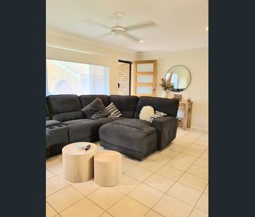 Walk to the River! - Photo 2