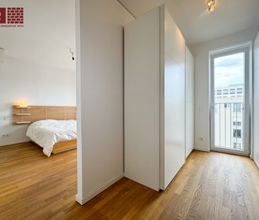 Tolles 5-Zi Penthouse mit Terrasse, EBK, zwei inklusiven TG-Stellplätzen und Skyline-Blick - Foto 1