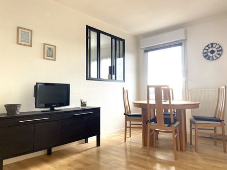 Location Appartement 2 pièces 43m² - Photo 4