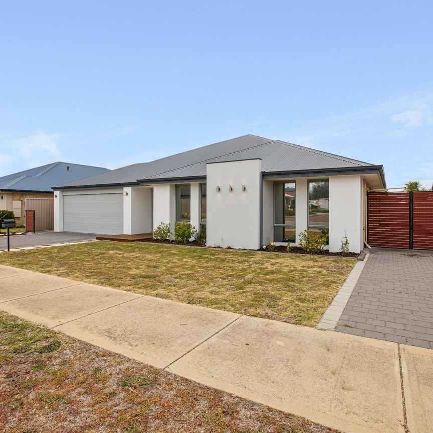 16 Jutland Avenue - Photo 1