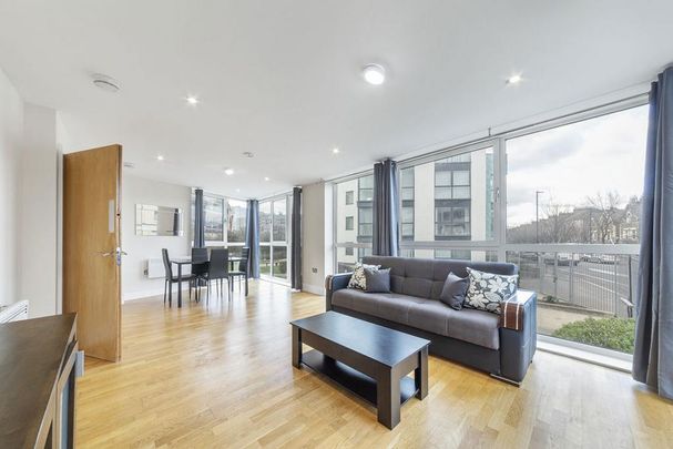 2 bedroom flat to rent - Photo 1