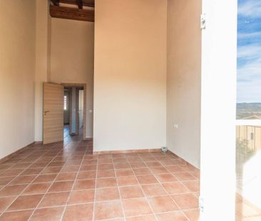 Luxury 6 room Detached House for rent in L'Ènova, Valencia - Photo 5