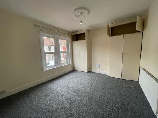 4 Bed Terraced House, Washington Avenue, BS5 - Photo 1