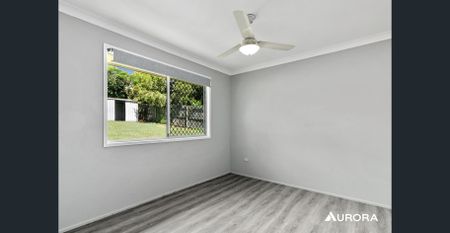 IMMACULATE FAMILY HOME CENTRALLY LOCATED - Photo 2