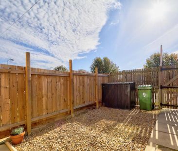 2 bedroom terraced house to rent - Photo 3