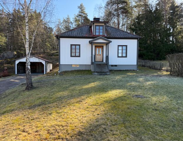 Aspa Lillstugan, Nyköping - Photo 1