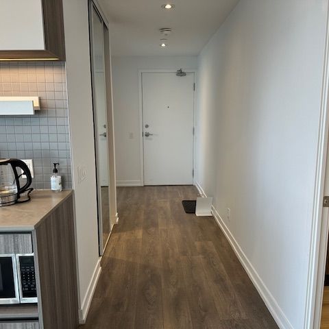 For Lease - 898 Portage, Master Bedrm Parkway Unit# 4002, Vaughan, Ontario - Photo 1