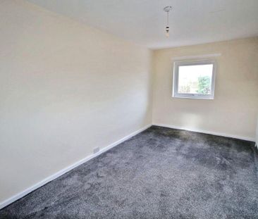 2 bed terraced house to rent in NE41 - Photo 6