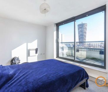 Price £2,300 pcm - Available 25/05/2026 - Furnished - Photo 4