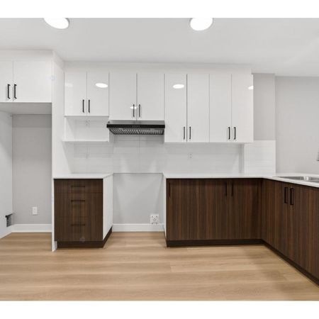 LUXUEUX 4 1/2 À LOUER À MONTRÉAL-NORD - Photo 3