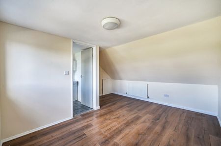 Tamworth Lane, Mitcham, CR4 - Photo 5