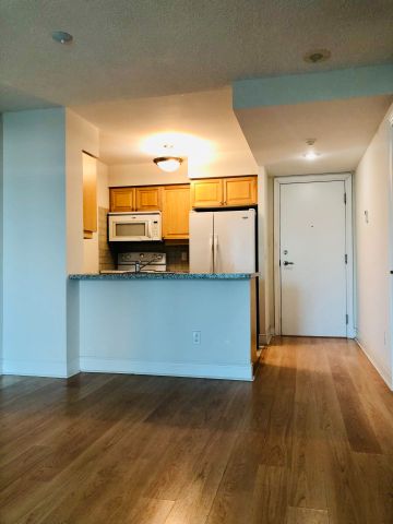For Lease - 15 Greenview Avenue Unit# 1901, Toronto, Ontario - Photo 3