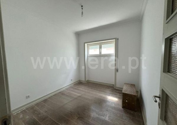 Apartamento T4 em Coimbra
