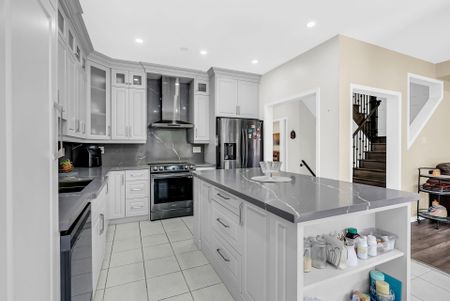 For Lease - 11 Maddybeth Crescent, Brampton, Ontario - Photo 5