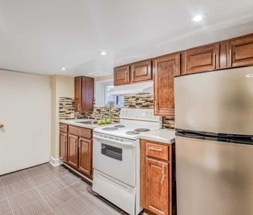 For Lease - 1993 Dufferin Street, Toronto, Ontario - Photo 4