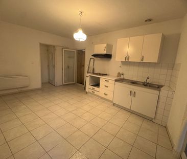 t3 les milles terrasse 1060 euros - Photo 5