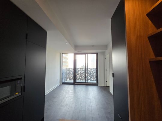 For Lease - 55 Charles Street Unit# 1505, Toronto, Ontario - Photo 1