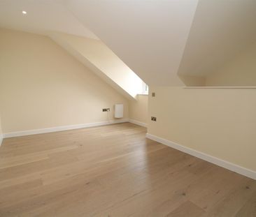 Flat – Purpose Built – 17 Malden Close, Cambridge 17 - To Rent - Photo 2