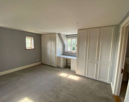 A charming four bedroom detached period property set within an attractive garden of approximately 0.68 acres. The property also benefits from a double cart lodg - Photo 3