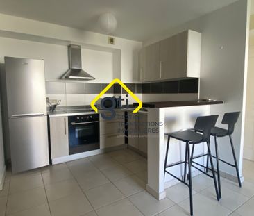 Location Appartement 3 pièces 61m² ST DENIS 97400 - Photo 3
