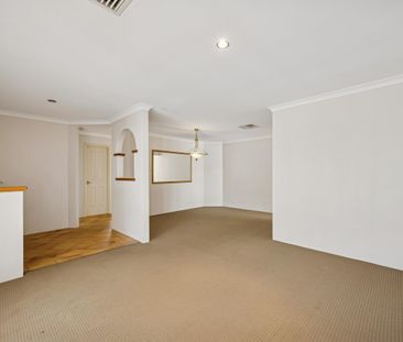 10 Sanctuary Ave - Photo 3