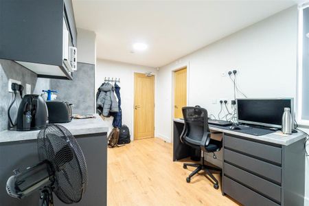 5 bedroom house to rent - Photo 3