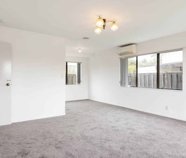 Glendene 3 double bedrooms - Photo 2