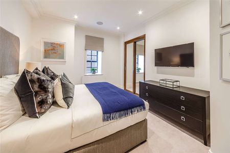 Fantastic 3 bedroom penthouse with river views in this sought after new development. - Photo 2