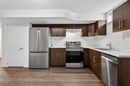 For Lease - 95 Westcott Road, Welland, Ontario - Photo 4