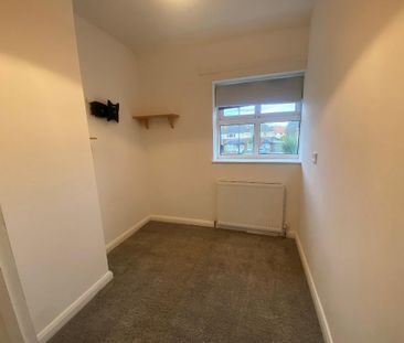 3 Bedroom Terraced House To Rent - Photo 3