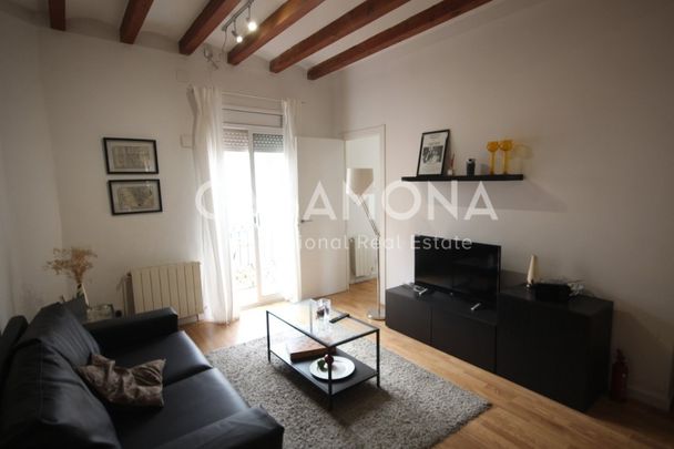 Quiet 2 Bedroom Apartment with Balcony in Grácia - Photo 1