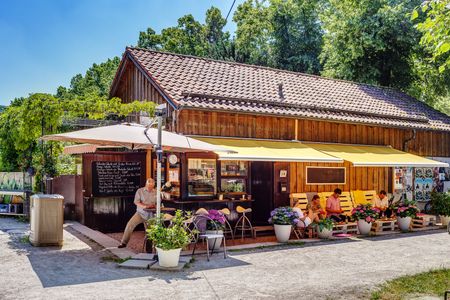 Stilvolle 3-Zimmer Wohnung in Denkmalschutzgebäude - Foto 4