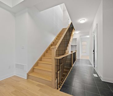 For Lease - 33 Spiritwood Way, Brampton, Ontario - Photo 4