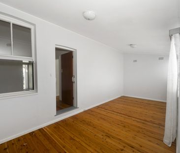 Perfectly positioned in a vibrant & convenient pocket of Harris Park - Photo 1