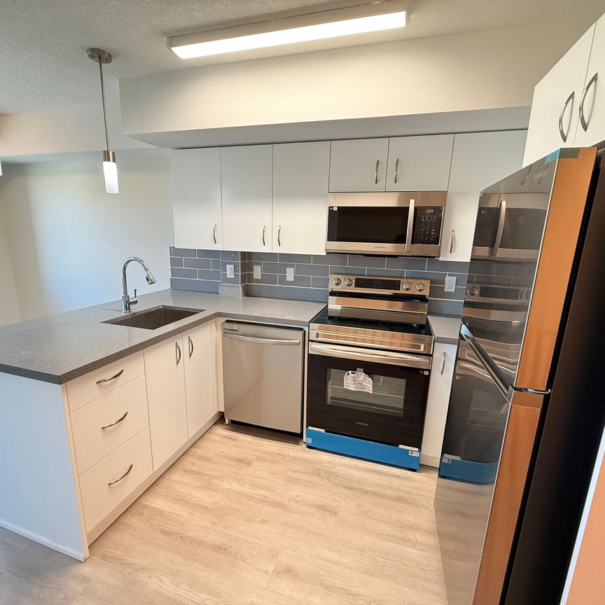 For Lease - 370 Fisher Mills Road Unit# C60, Cambridge, Ontario - Photo 1