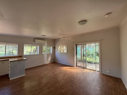 Quaint Living in Foxground - Photo 1