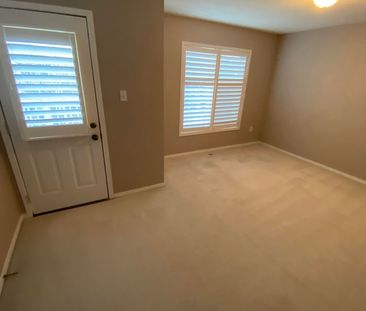 Detached Home For Lease | E8108584 - Photo 2