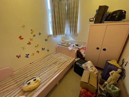 3 bedroom semi-detached house to rent - Photo 4