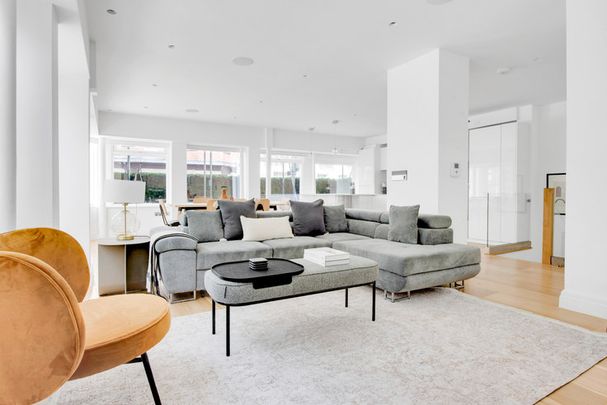 Cleveland St - Photo 1