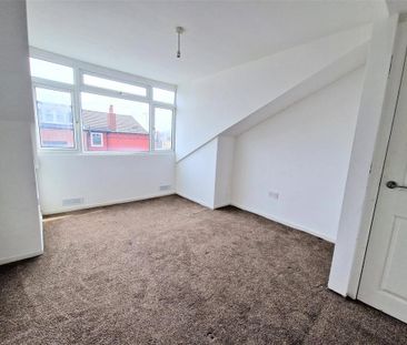 3 bedroom house to rent - Photo 6