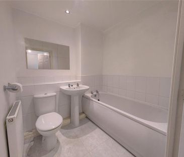 2 bedroom flat to rent - Photo 6