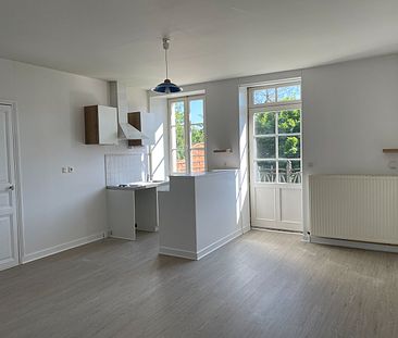 Location appartement 1 pièce, 32.00m², Fontenay-le-Comte - Photo 4