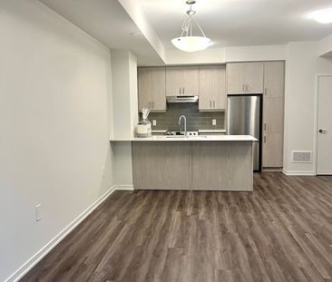For Lease - 39 Honeycrisp Crescent Unit# 78, Vaughan, Ontario - Photo 6
