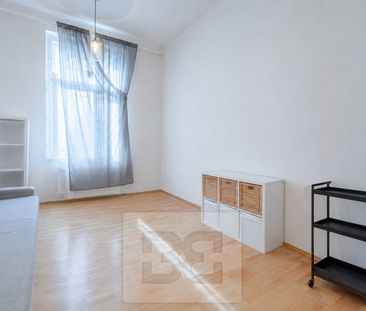 Pronájem bytu 2+1 42 m² - Photo 1