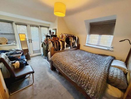 3 bedroom detached house to rent - Photo 3