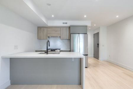 For Lease - 37 Boustead Avenue Unit# 3, Toronto, Ontario - Photo 3