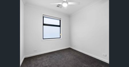 Brand new 3-bedroom modern home - Photo 3