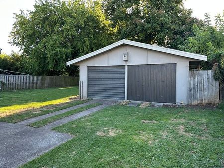 2-Bedroom Home for Rent – Huntly East - Photo 3