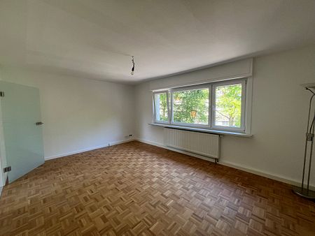 Erstbezug nach Sanierung: 3-Zimmer Dachgeschosswohnung am Gütersloher Stadtpark - Photo 2