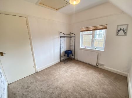 Commonfields, Harlow - Photo 2